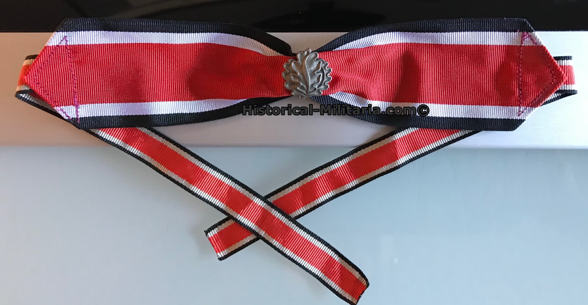 Eichenlaub zum Ritterkreuz des Eisernen Kreuzes 1939 am Kragenband - Oak Leaves for the Knights Cross - Fronde di Quercia per la Croce di Cavaliere della Croce di Ferro Eichenlaub zum Ritterkreuz des Eisernen Kreuzes 1939 am Kragenband - Oak Leaves for the Knights Cross - Fronde di Quercia per la Croce di Cavaliere della Croce di Ferro