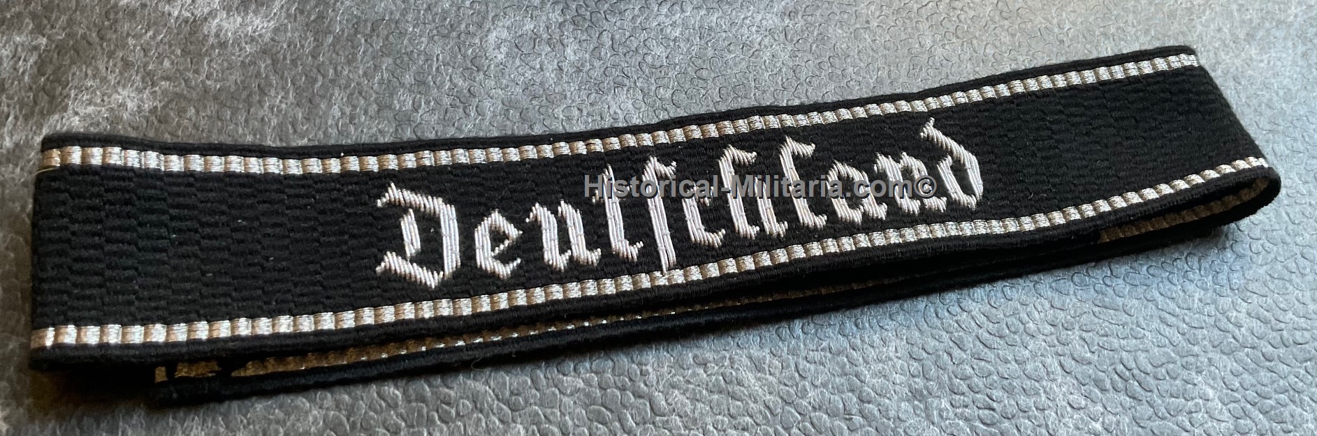 SS-Verfügungstruppe " Deutschland " SS-Regiment 1 Officer cuff title - SS-Verfügungstruppe Ärmelstreifen für Führer im SS-Regiment 1 " Deutschland" - Fascia da braccio da Ufficiale SS-VT Deutschland SS-Verfügungstruppe " Deutschland " SS-Regiment 1 Officer cuff title - SS-Verfügungstruppe Ärmelstreifen für Führer im SS-Regiment 1 " Deutschland" - Fascia da braccio da Ufficiale SS-VT Deutschland