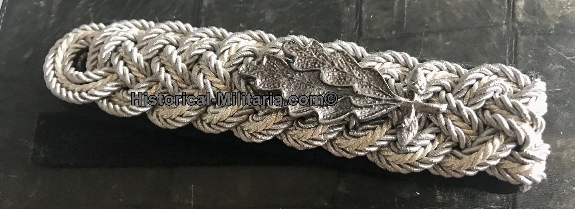 SS General RFSS ( Reichsführer-SS ) single slip-on shoulder board AGED cypher - SS-Reichsführer Achselstück zum einschlaufen - Singola spallina SS da Reichsfuhrer-SS Comandante in Capo delle SS SS General RFSS ( Reichsführer-SS ) single slip-on shoulder board AGED cypher - SS-Reichsführer Achselstück zum einschlaufen - Singola spallina SS da Reichsfuhrer-SS Comandante in Capo delle SS